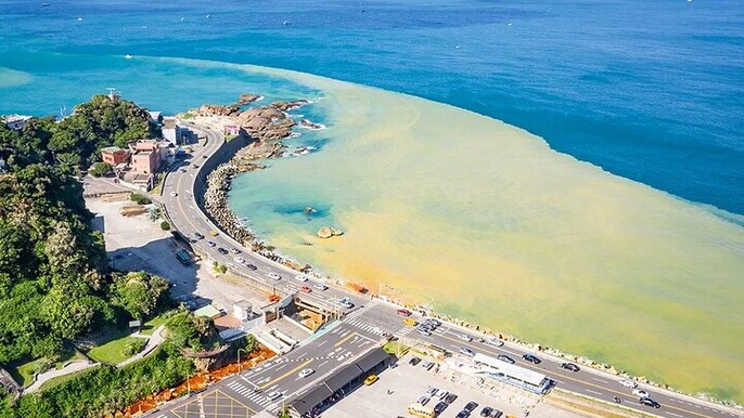 Jiufen Old Street & Northeast Coast Private Day Tour from Taipei