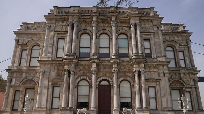 Beylerbeyi Palace Skip-the-Line Ticket and Audio Guide
