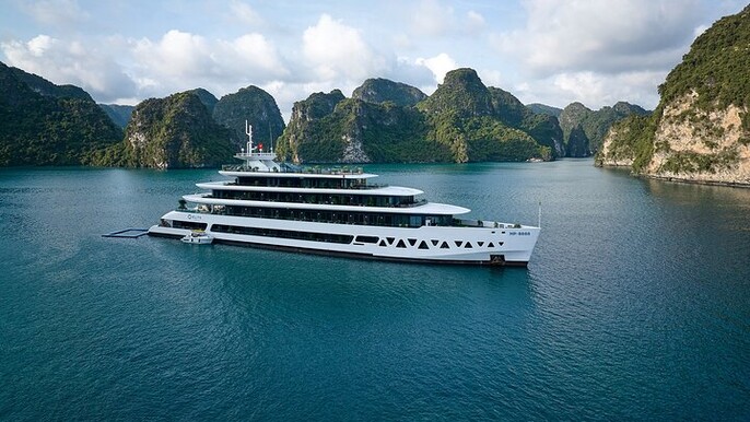 2 days Ha Long Luxury Yacht Cruise Elite of the Sea 6 star