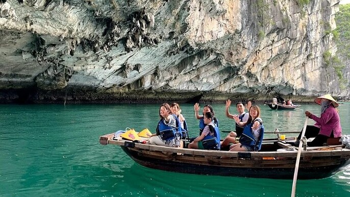2 Day 1 Night On 4 Stars Cruise Luxury Ha Long Bay