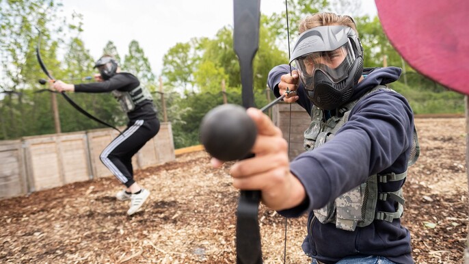 Book Archery Tag in Weesp