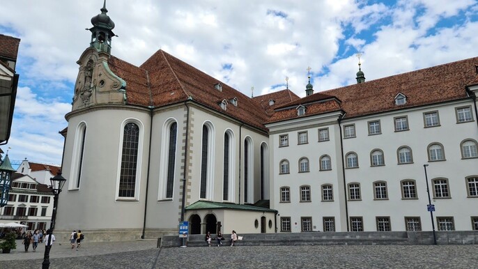 St. Gallen: Old Town Walking Tour In-App Audio Guide