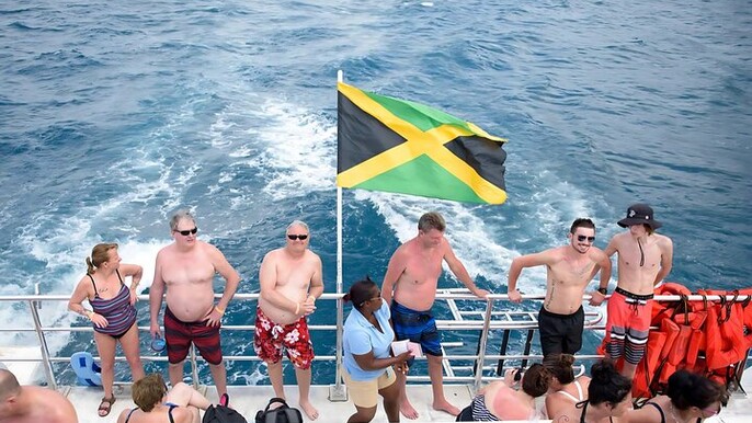 Ocho Rios Catamaran: Dunn's River Falls, Snorkeling & Open Bar