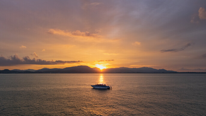 Phi Phi Island Shark Spotting Sunset Tour-D