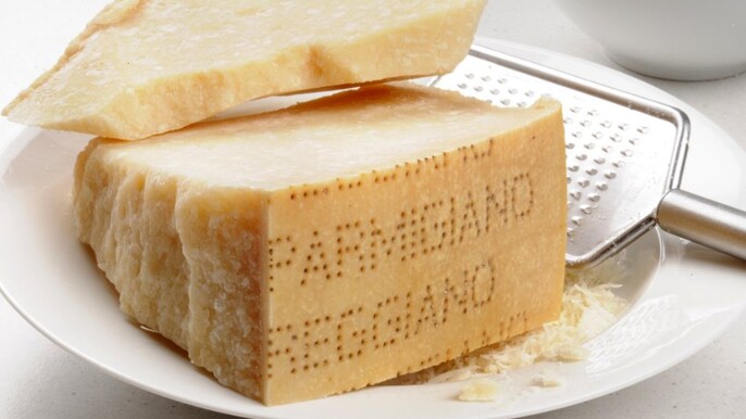 Parmigiano-Reggiano Factory Tour from Parma