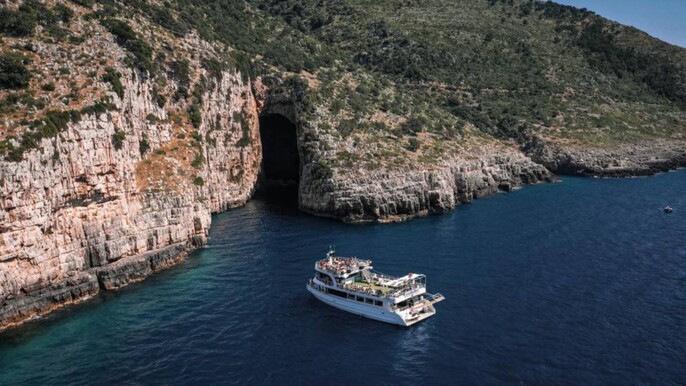 From Tirana: Boat trip to Sazan and Karaburun