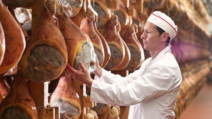 Small Group Parma Ham Farm tour