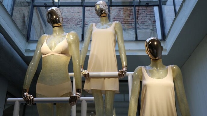 Visit to the Fashion Streets in Milan