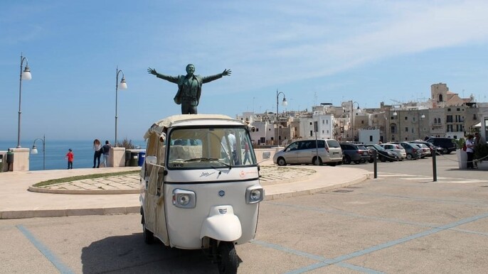 Polignano a Mare Ape Calessino