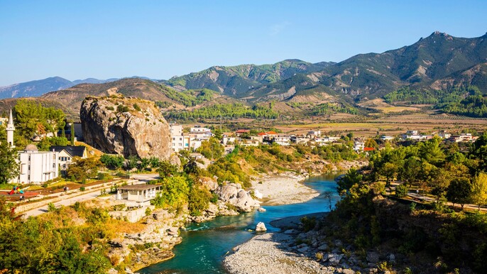 Day trip to Permet, a mix of nature, gastronomy and thermal pools