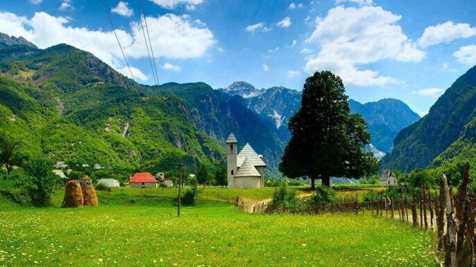 Daily tour from Shkodër: Bogë - Theth