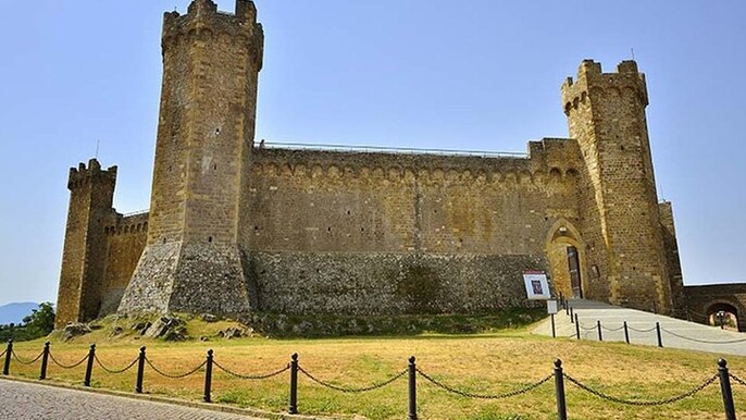 Half-Day Brunello di Montalcino Wine Tour from Siena ES