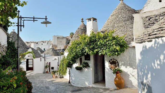 Trulli of Alberobello Tour from Matera