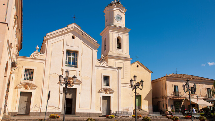 Naples Walking Tour + Street Food Markets