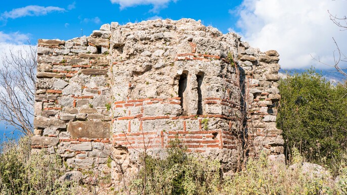 Half day tour to Gjin Aleksi Mosque and the abandoned village of Kamenica
