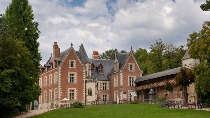 Clos Lucé Castle and Da Vinci Park Entry Ticket