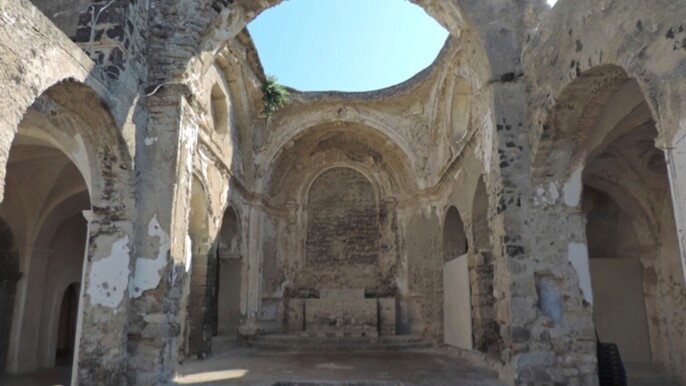 Ischia: Guided tour in English of the Aragonese Castle + hotel transfer
