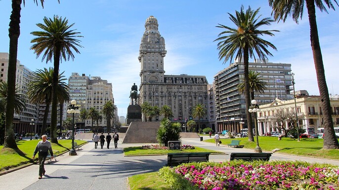 Private City Tour Montevideo (available for cruise passengers)