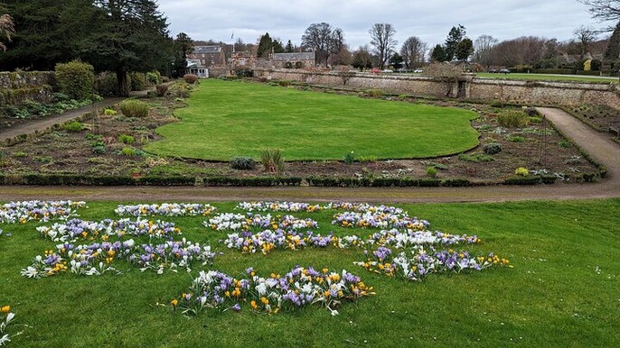 Dirleton Castle & Walled Garden Entry Ticket