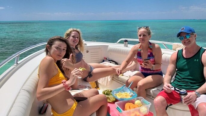 "First Lady" Private Snorkel & El Cielo Sandbar Yacht Charter