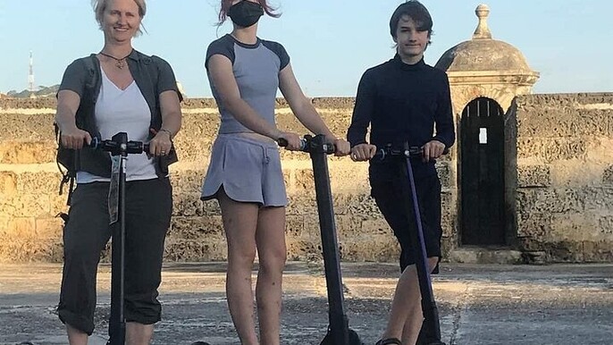 FUN SEGWAY SCOOTER RIDE WALLED CITY And GETSEMANI DISCOVERY TOUR
