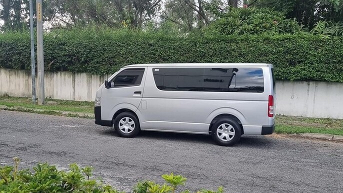 PRIVATE SHUTTLE AIRPORT/ANTIGUA - LAKE ATITLAN or VICEVERSA