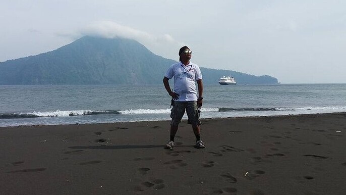 Krakatau (Krakatoa)Day Tour