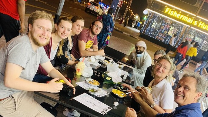 Local Food 6 Tastings Walking in Old Dubai Shopping Boat Ride