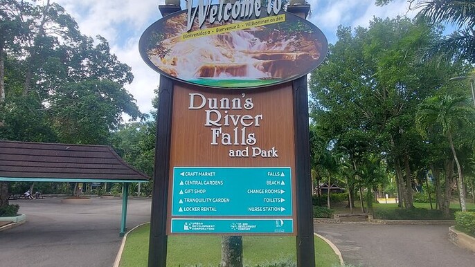Private Dunn's River Falls Tour from Montego Bay