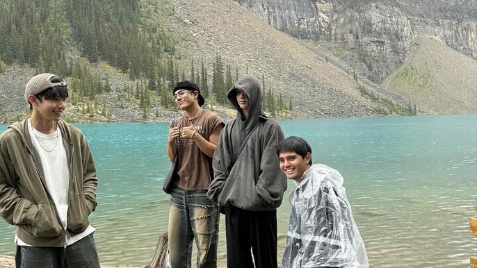 Banff: Moraine Lake and Lake Louise Shuttle | Limited time offer!