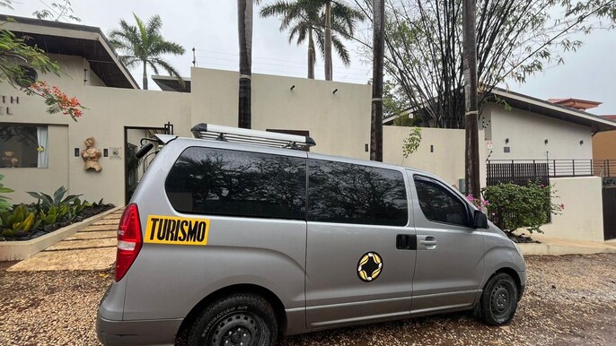Liberia airport to Tamarindo