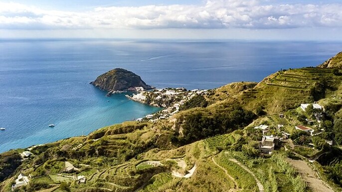 Ischia: Sant'Angelo e Maronti with Transfers from Naples