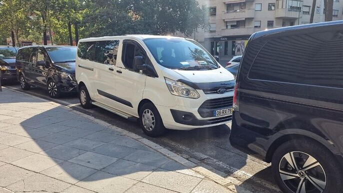Private transfers between Paris and Spain