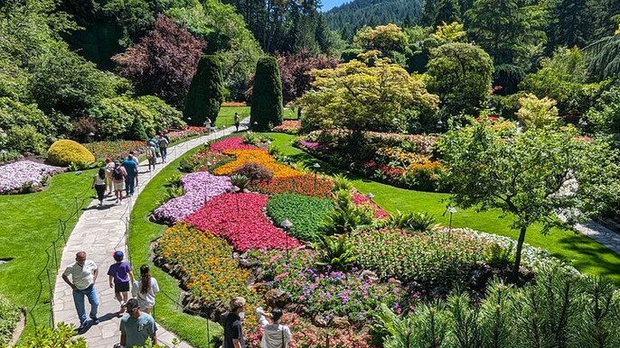Private Tour: Victoria, Butchart Gardens & Fisherman's Warf