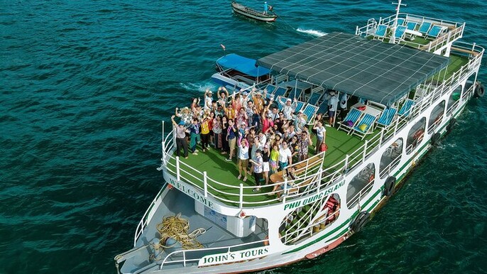 Phu Quoc Island Hopping and Snorkeling Tour with Lunch