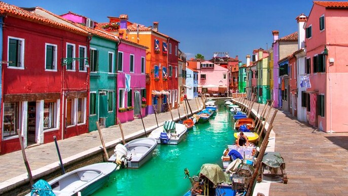 Morning Venice Lagoon Cruise: Murano Island and Burano Island