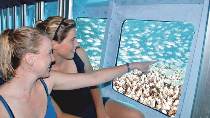 Hurghada Paradise Conquest Semi Submarine Snorkeling Trip