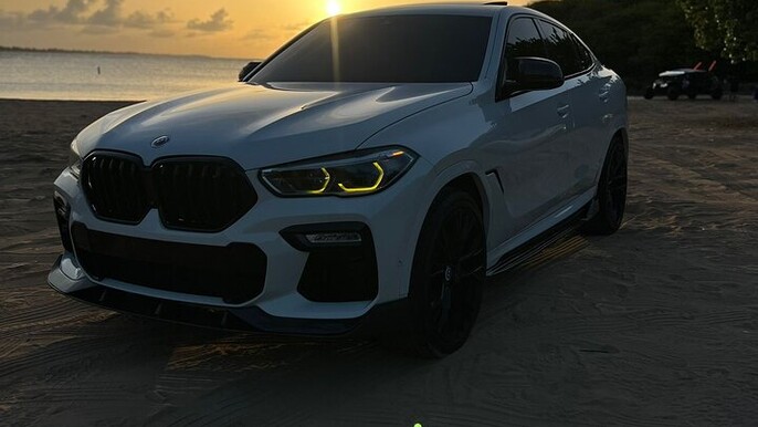 Enjoy Luxury and Comfort with BMW X6 Transfer in San Juan