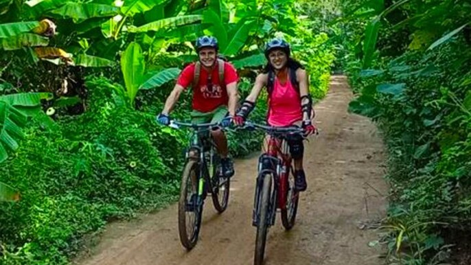 Chiang Mai 21 km DH,XC Mountain Biking from Takkatan Caves.