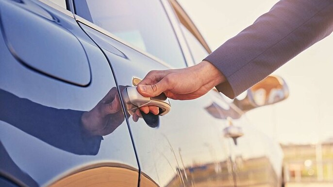 Travel in Comfort with a Private Transfer from Luxor to Aswan