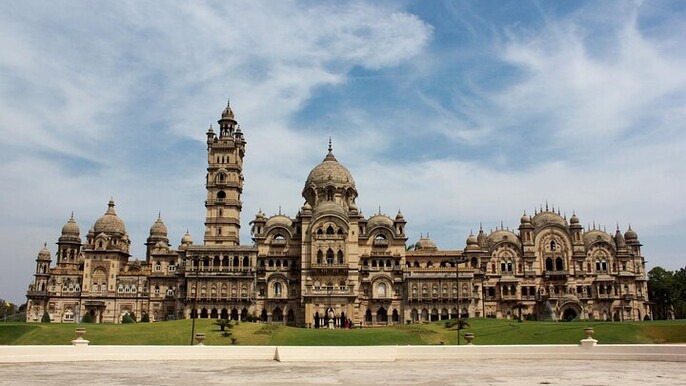 Vadodara to Ahmedabad: Vibrant Cities of Gujarat Tour
