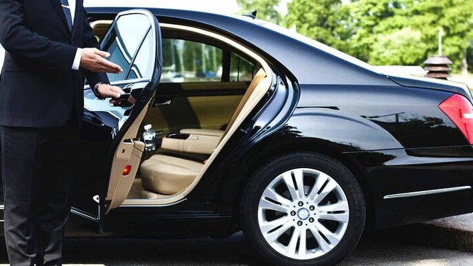 Private transfer one way from or to Hurghada - Luxor