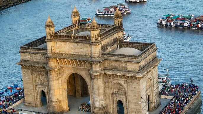 Discover the Secret of Elephanta Caves: Day Trip from Mumbai