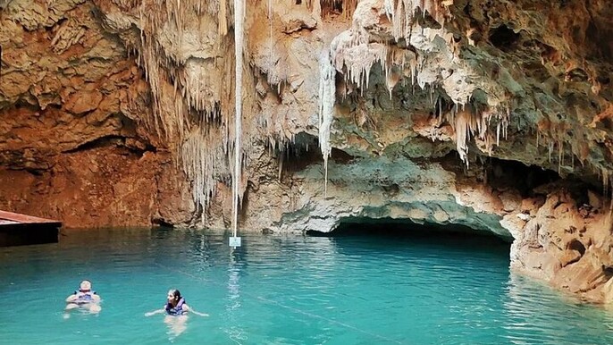 5 Cenotes with food from Merida