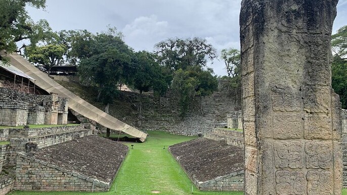 3 Days Copan Ruins and Pulhapanzak Waterfalls from San Salvador