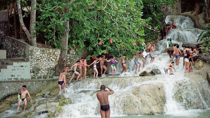 Dunns River Falls & Blue Hole in ocho Rios frm Negril/Montego Bay