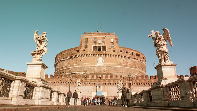 RENAISSANCE ROME: VIA GIULIA AND CASTLE SANT’ANGELO