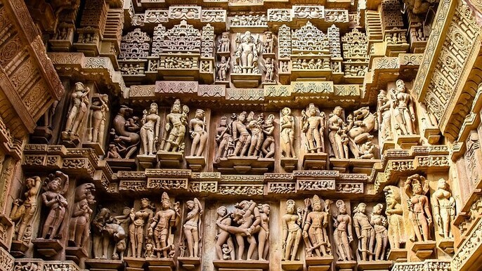 10 - Days Guided Motorcycle Golden Triangle Tour With Gwalior Fort, Orchha Palace & Khajuraho Temple.