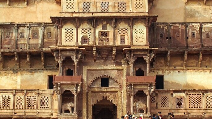 A Day Tour of Orchha & Jhansi Fort from Khajuraho with Guide