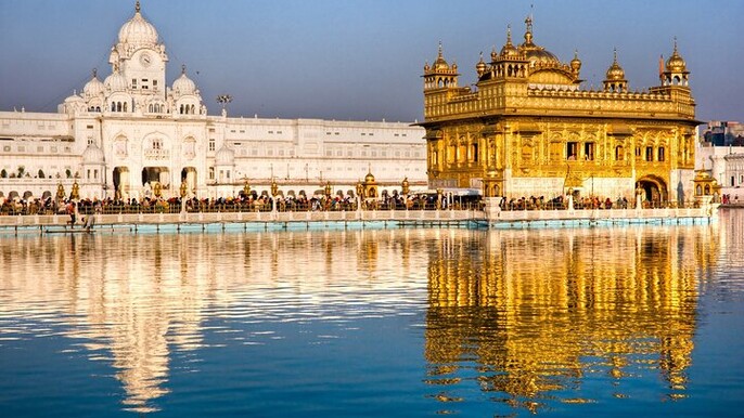 8 Days Private Transport Golden Triangle Tour in Amritsar City
